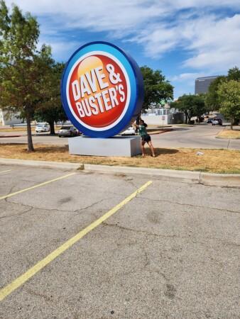 Best Sports Bars in Dallas - Dave & Busters @ Dallas