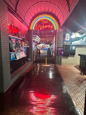 Best Sports Bars in Philadelphia - Dave & Busters @ Philadelphia