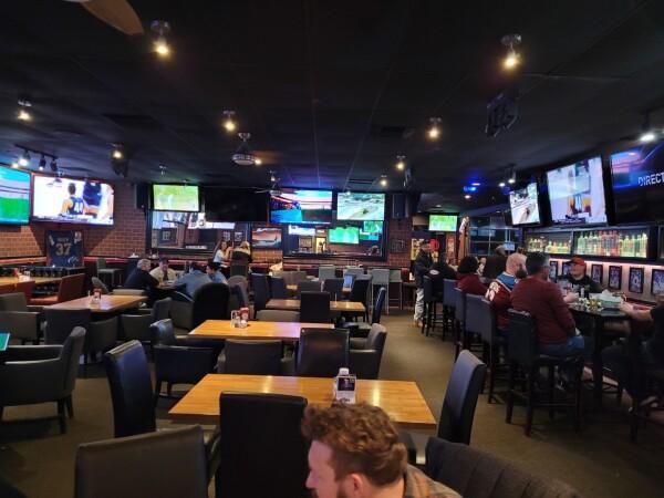 Best Sports Bars in San Diego - Bullpen Bar & Grill