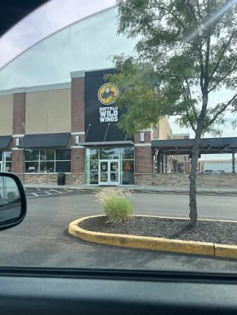 Best Sports Bars in Linden - Buffalo Wild Wings @ Linden, Nj