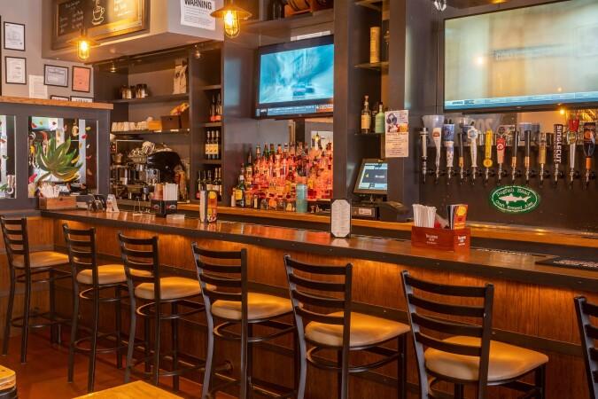 Best Sports Bars in Woodside - The Brewery Bar And Kitchen