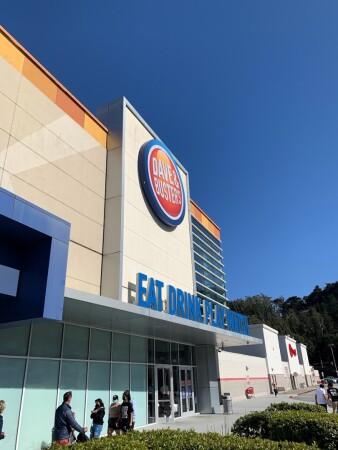 Best Sports Bars in Daly City - Dave & Busters @ Daly City