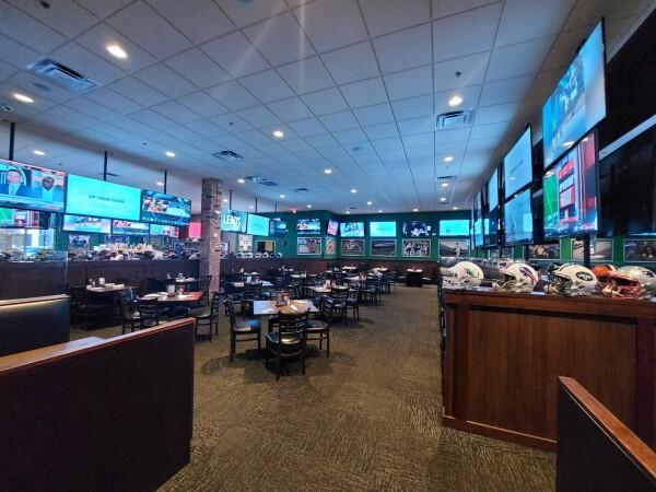 Best Sports Bars in Miami - Duffys Sports Grill @ Kendall