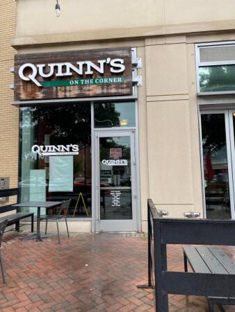 Best Sports Bars in Arlington - Quinns On The Corner