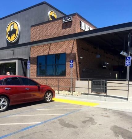 Best Sports Bars in Sacramento - Buffalo Wild Wings @ Sacramento, Ca - Arden Way