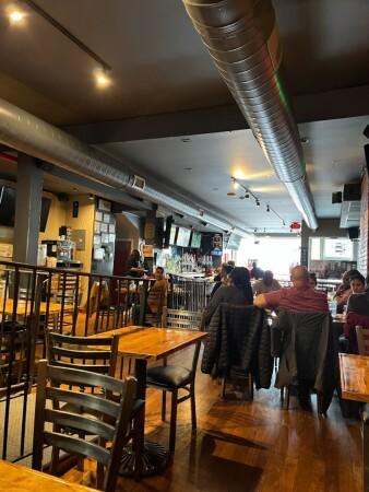 Best Sports Bars in Jersey City - Paulie's Brickhouse