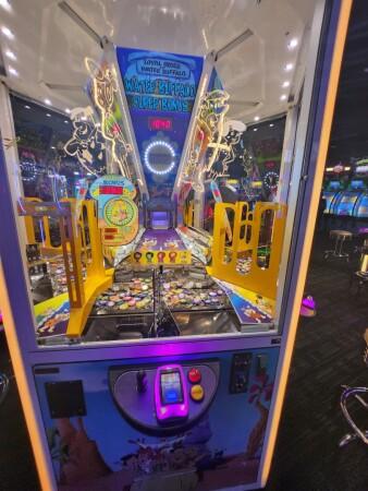 Best Sports Bars in Blackwood - Dave & Busters @ Gloucester