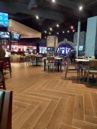 Best Sports Bars in York - Barstool Sportsbook @ Hollywood Casino York