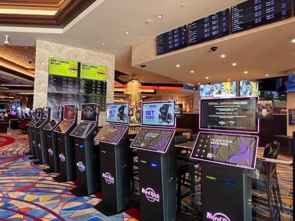 Best Sports Bars in Cincinnati - Sportsbook @ Hard Rock Casino Cincinnati