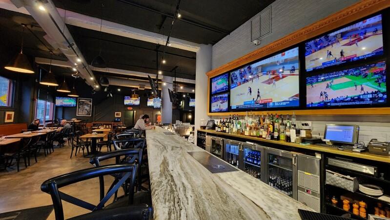 Best Sports Bars in Cincinnati - Taglio Bar And Pizzeria