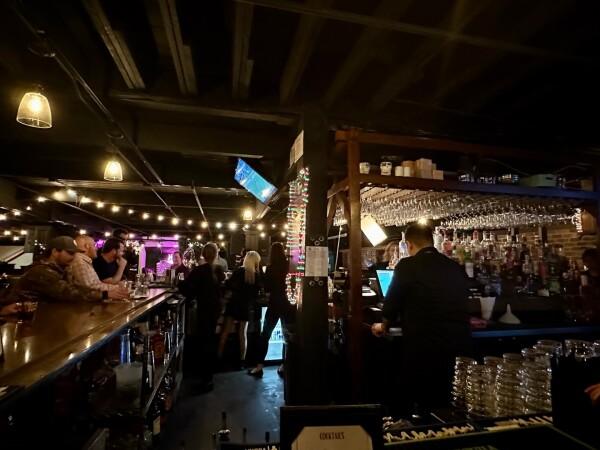 Best Sports Bars in Seattle - Art Marble 21