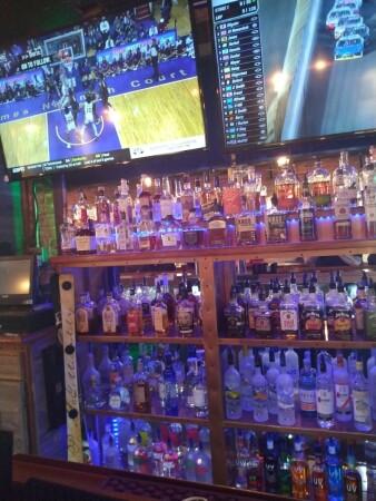 Best Sports Bars in Omaha - Brickhouse Sports Bar