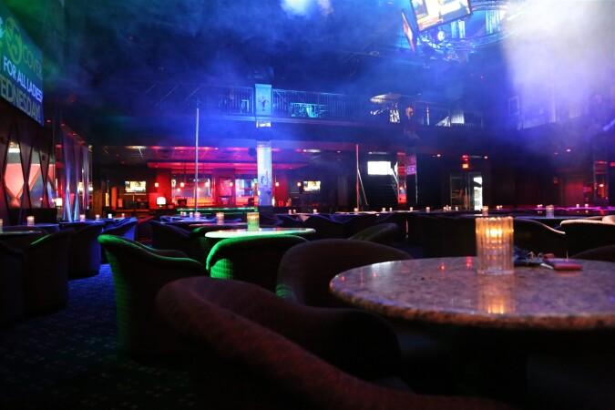 Best Sports Bars in Dallas - Xtc Cabaret Club @ Dallas