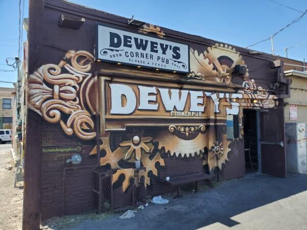 Best Sports Bars in El Paso - Deweys Corner Pub