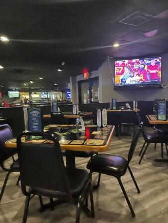 Best Sports Bars in Oklahoma City - Henry Hudson's Pub @ 58Th St