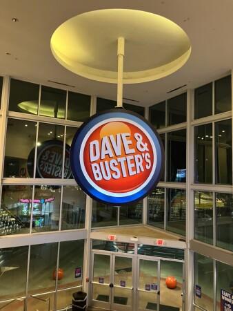 Best Sports Bars in Orlando - Dave & Busters @ Orlando