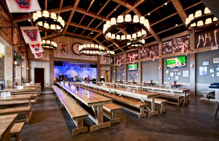 Best Sports Bars in Philadelphia - Xfinity Live