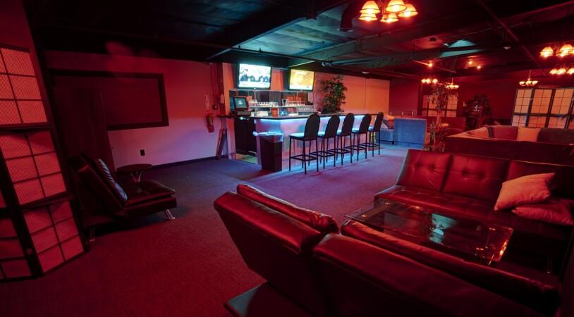 Best Sports Bars in Arcadia - Knockouts Gentlemens Club