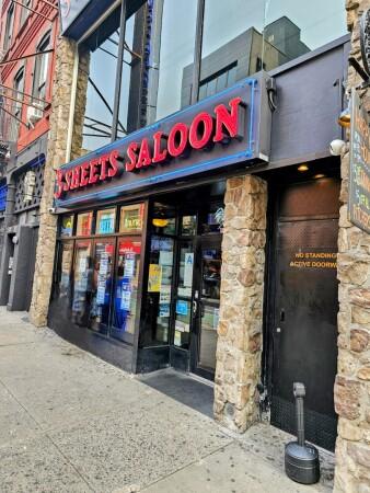 Best Sports Bars in New York - 3 Sheets Saloon