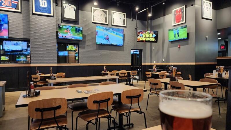 Best Sports Bars in Rockaway - Buffalo Wild Wings @ Rockaway, Nj