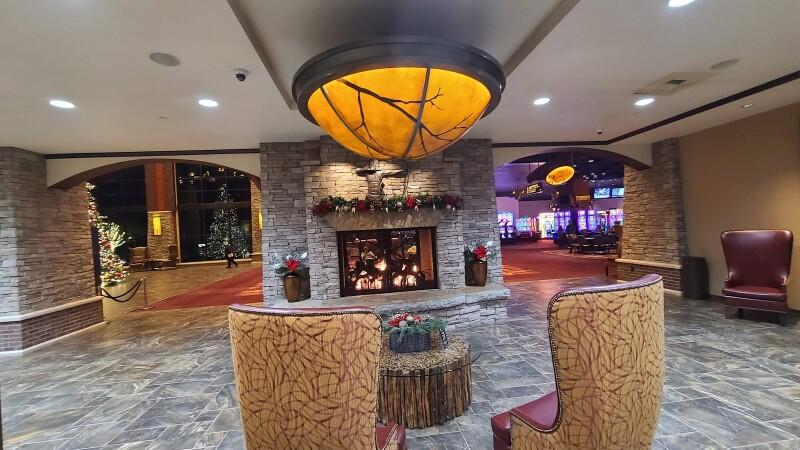 Best Sports Bars in Pocola - Oak Tree Lounge @ Choctaw Casino Hotel Pocola