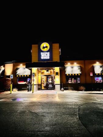 Best Sports Bars in Parsippany - Buffalo Wild Wings @ Parsippany, Nj