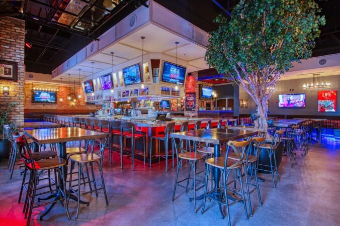 Best Sports Bars in Sand Lake - American Social @ Orlando