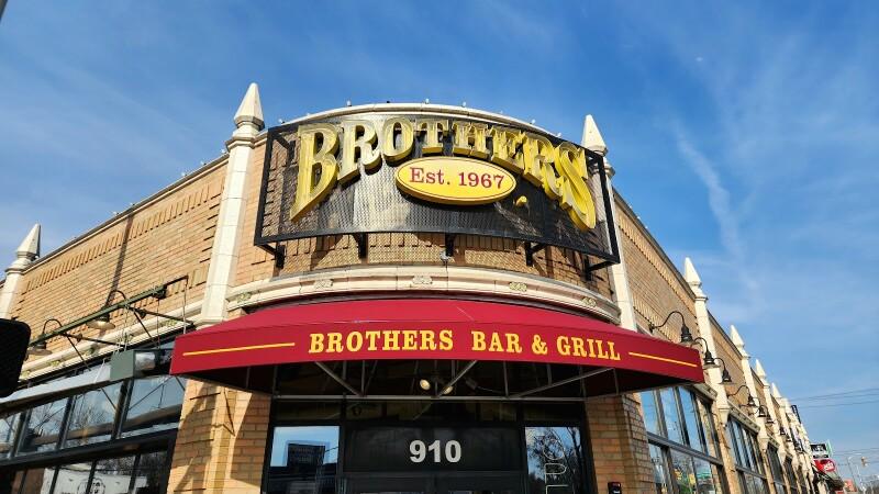 Best Sports Bars in Broad Ripple - Brothers Bar & Grill @ Indianapolis