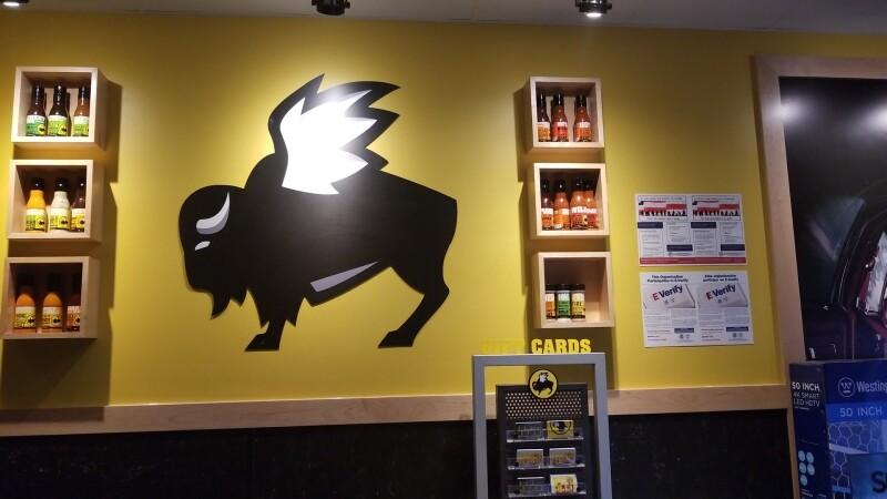 Best Sports Bars in Greenwood - Buffalo Wild Wings @ Greenwood, In - Country Line Rd.