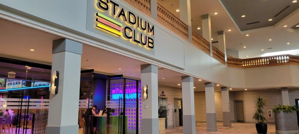 Best Sports Bars in Orlando - Stadium Club