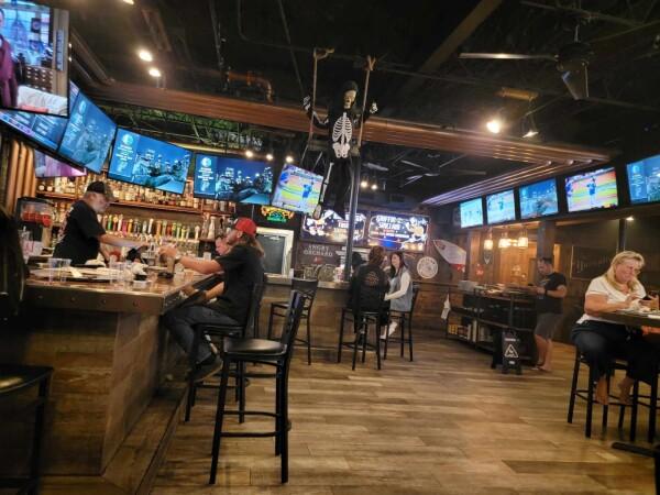 Best Sports Bars in Maitland - Copper Rocket Pub