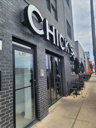 Best Sports Bars in Philadelphia - Chick's Gastropub