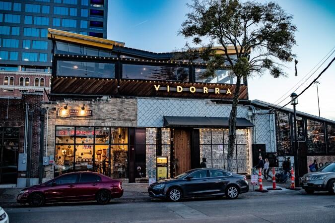 Best Sports Bars in DALLAS - VIDORRA