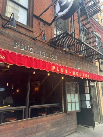 Best Sports Bars in New York - Plug Uglies