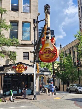 Best Sports Bars in Atlanta - Hard Rock Cafe @ Atlanta