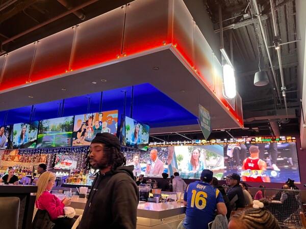 Best Sports Bars in Lombard - Dave & Buster's @ Lombard, IL