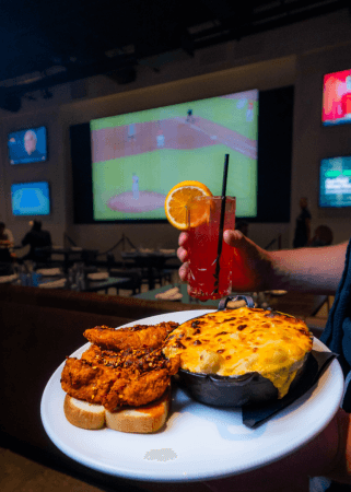 Best Sports Bars in Cincinnati - Vintage on Race