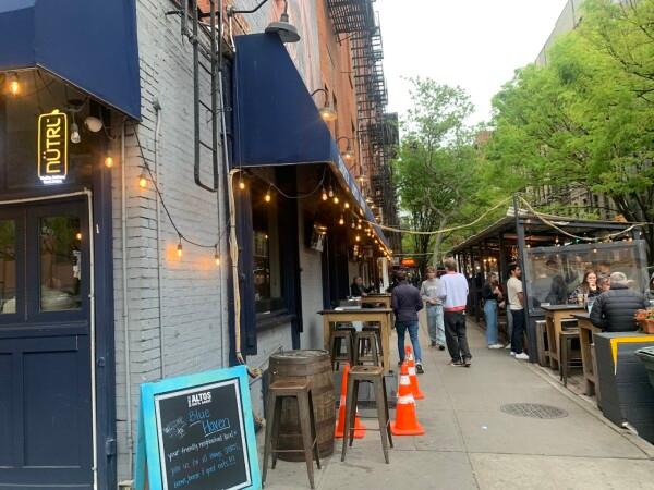 Best Sports Bars in New York - Blue Haven